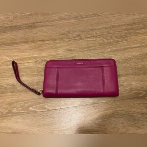 New Fossil Jori Zip Clutch Wristlet
